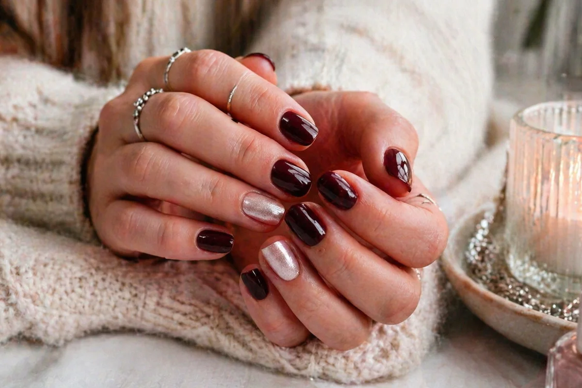 uñas pastel con tonos tendencia y acabado brillante